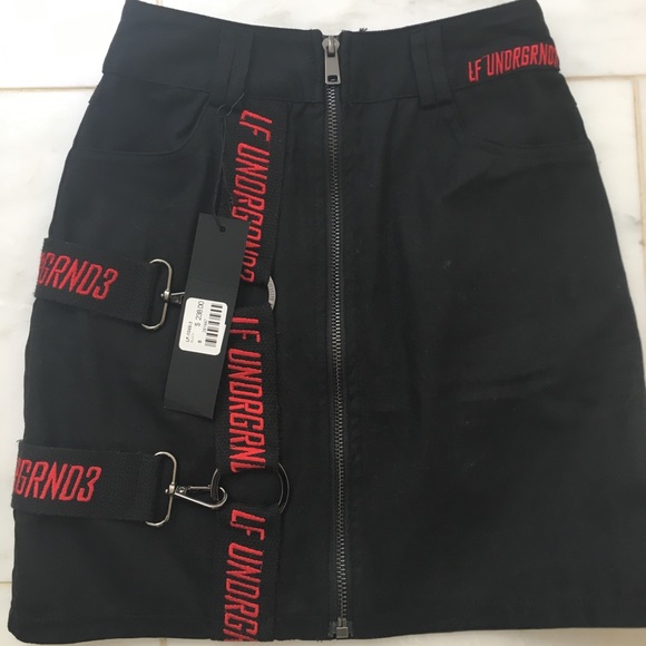 NWT LF SKIRT